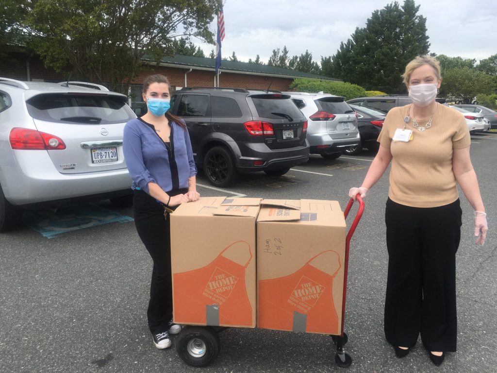 Helping heroes Mount Hope Baptist in Spotsylvania provides lunch to