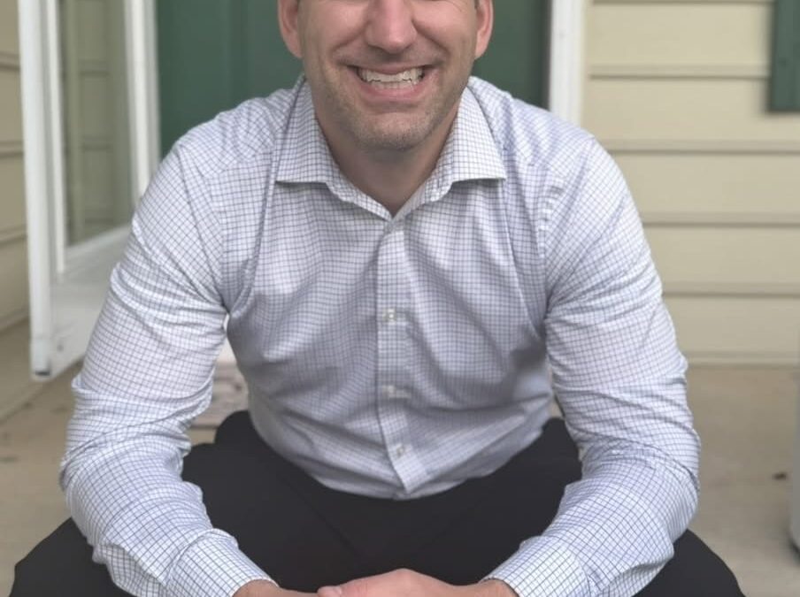 Lee Hill District voters have ‘three distinct options’ in school board race