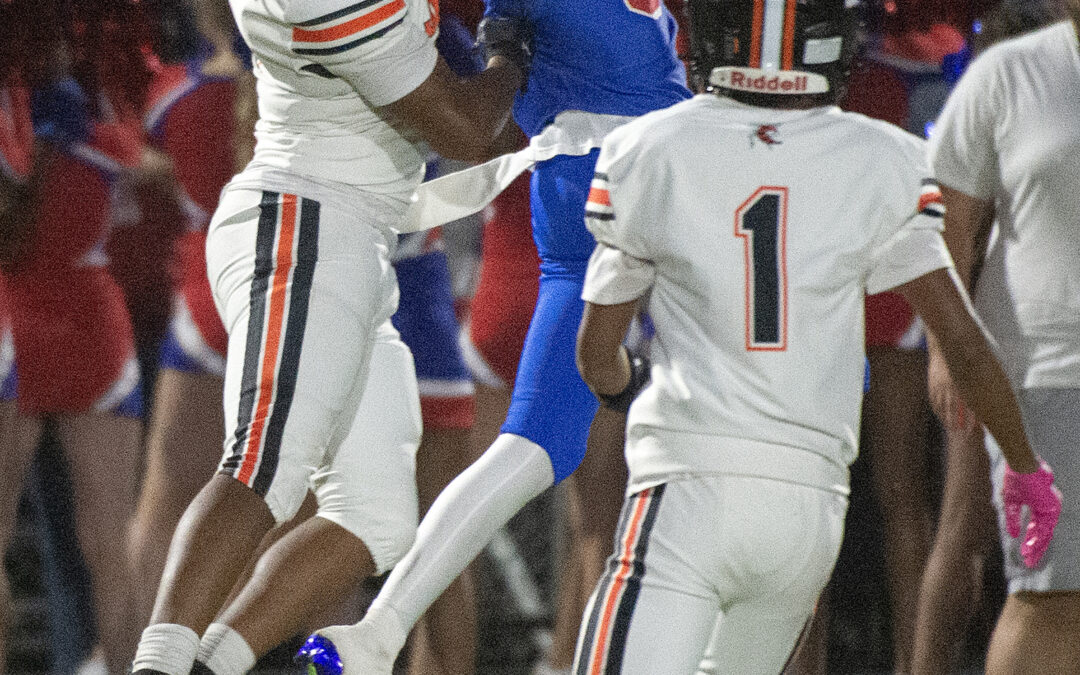 High school football roundup: Cavaliers sting Jackets in Battlefield District clash