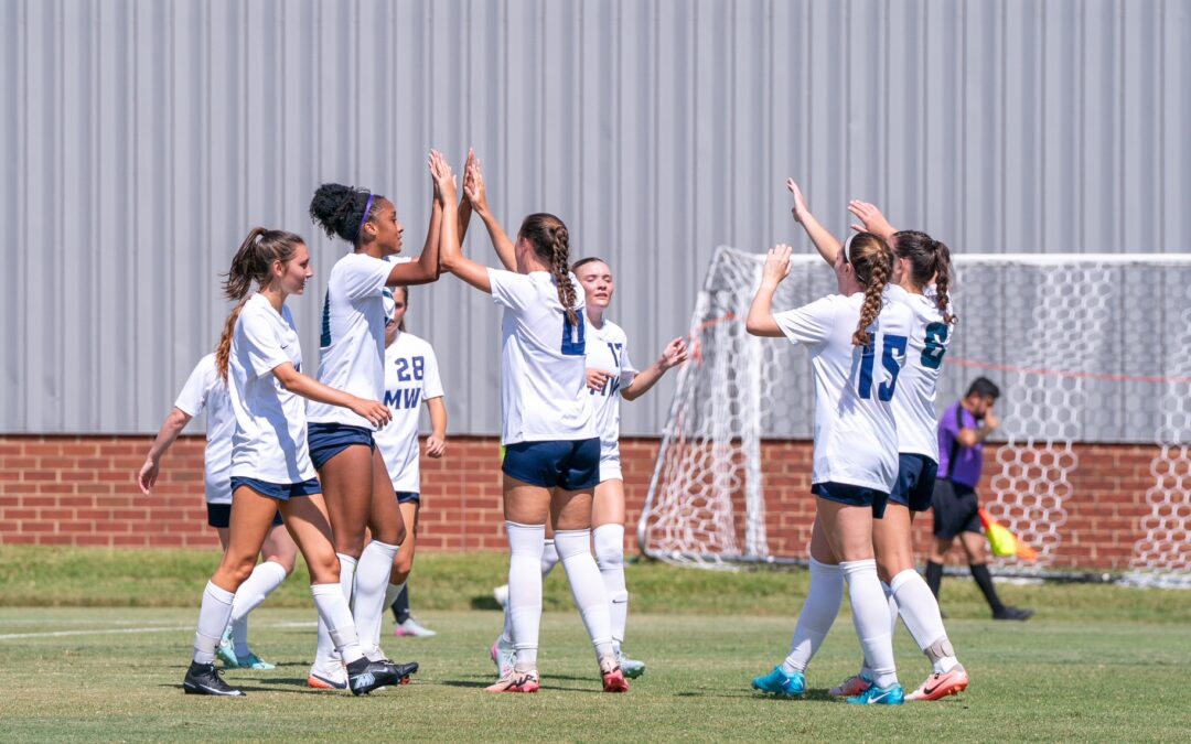 Dance circles and defensive dominance: Inside the UMW women’s soccer team’s soaring start to season