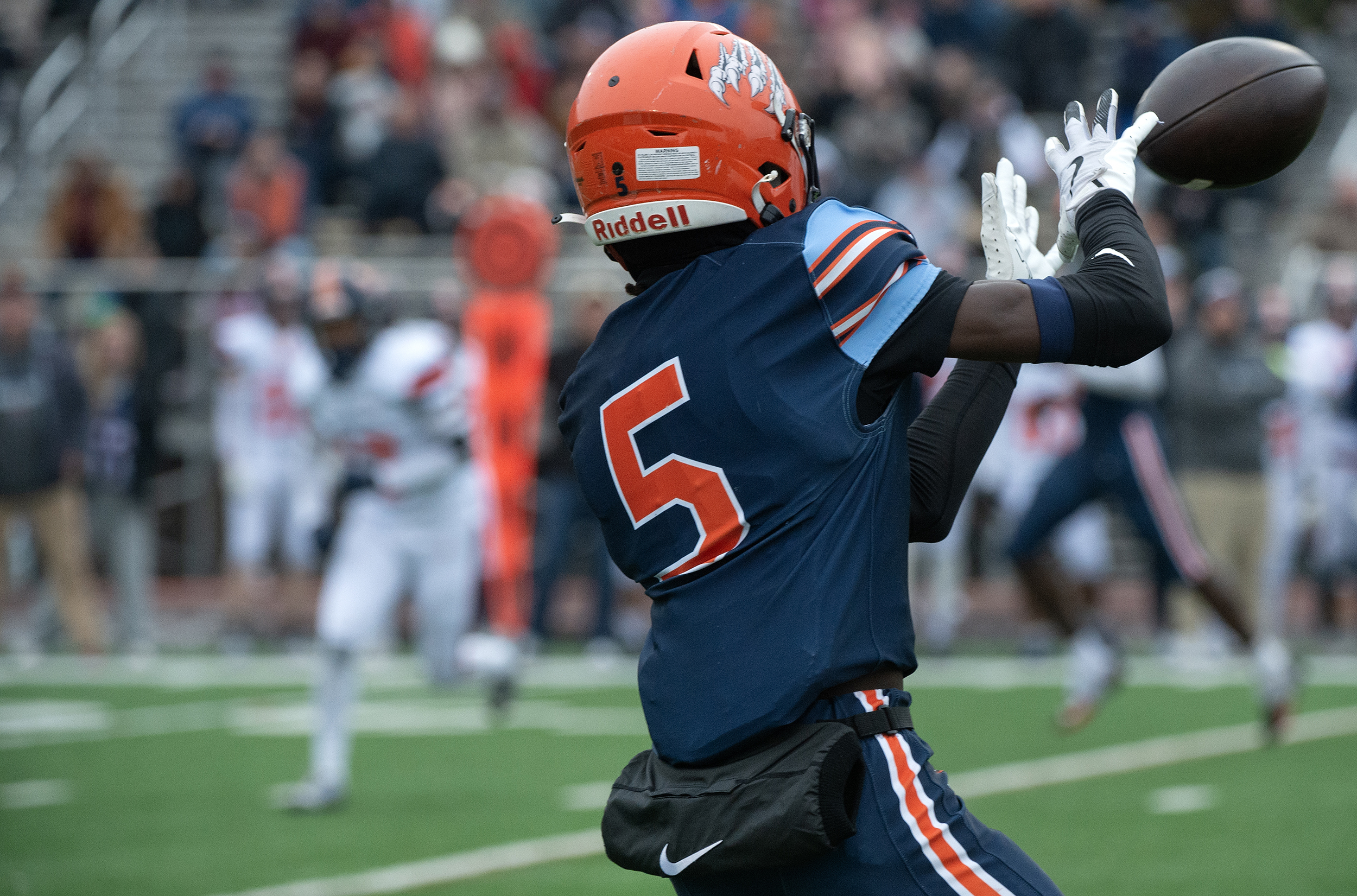 North Stafford Wolverines (19) West Springfield Spartans (7)