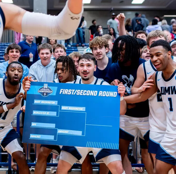 Mirror image: Eagles facing tall task to go from Sweet to Elite