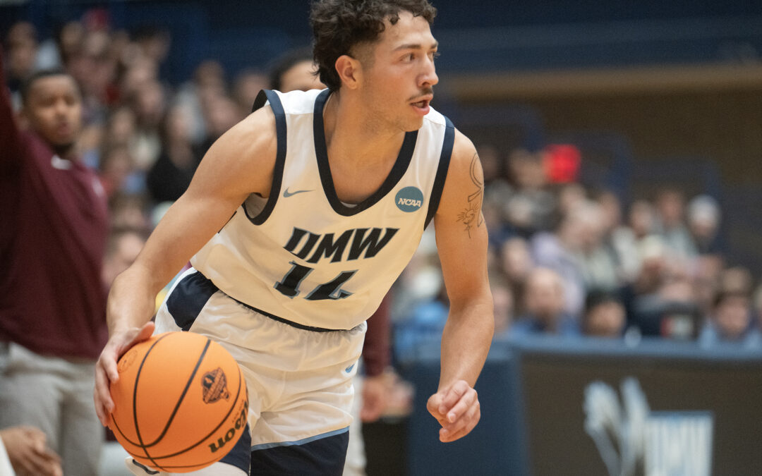 Chi-Town down: Supporting cast boosts UMW to first Final Four in school history