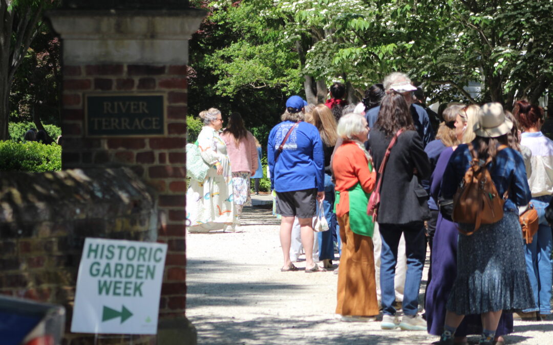 PHOTOS:  Rising Sun Neighborhood shines for Historic Garden Week in Fredericksburg