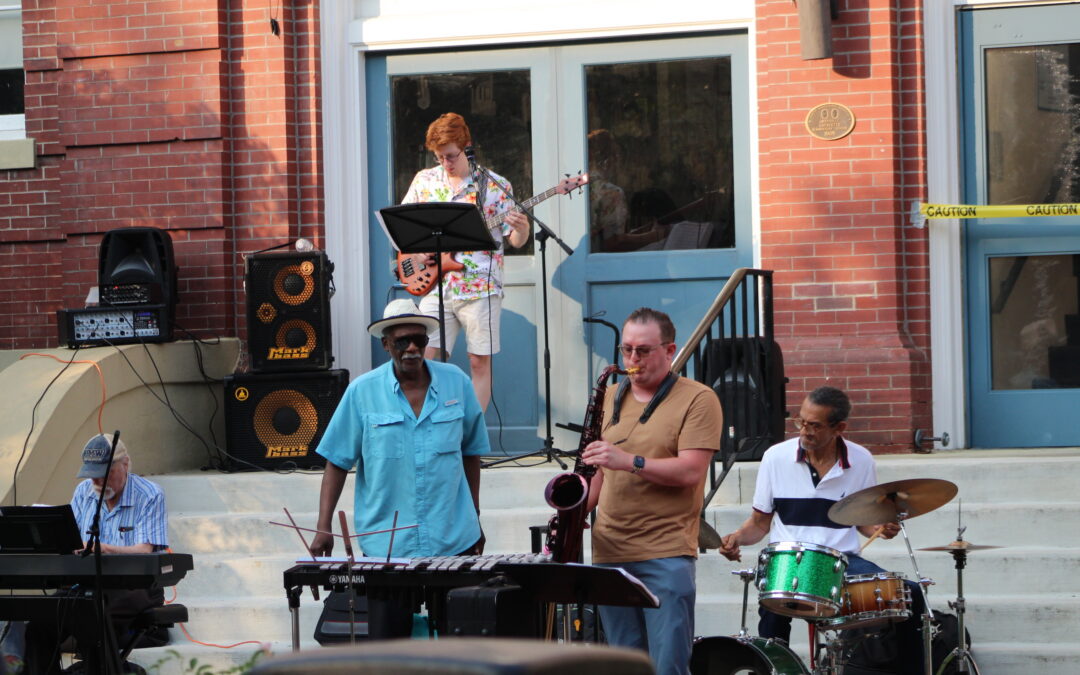 PHOTOS:  Music on the Steps at the downtown library