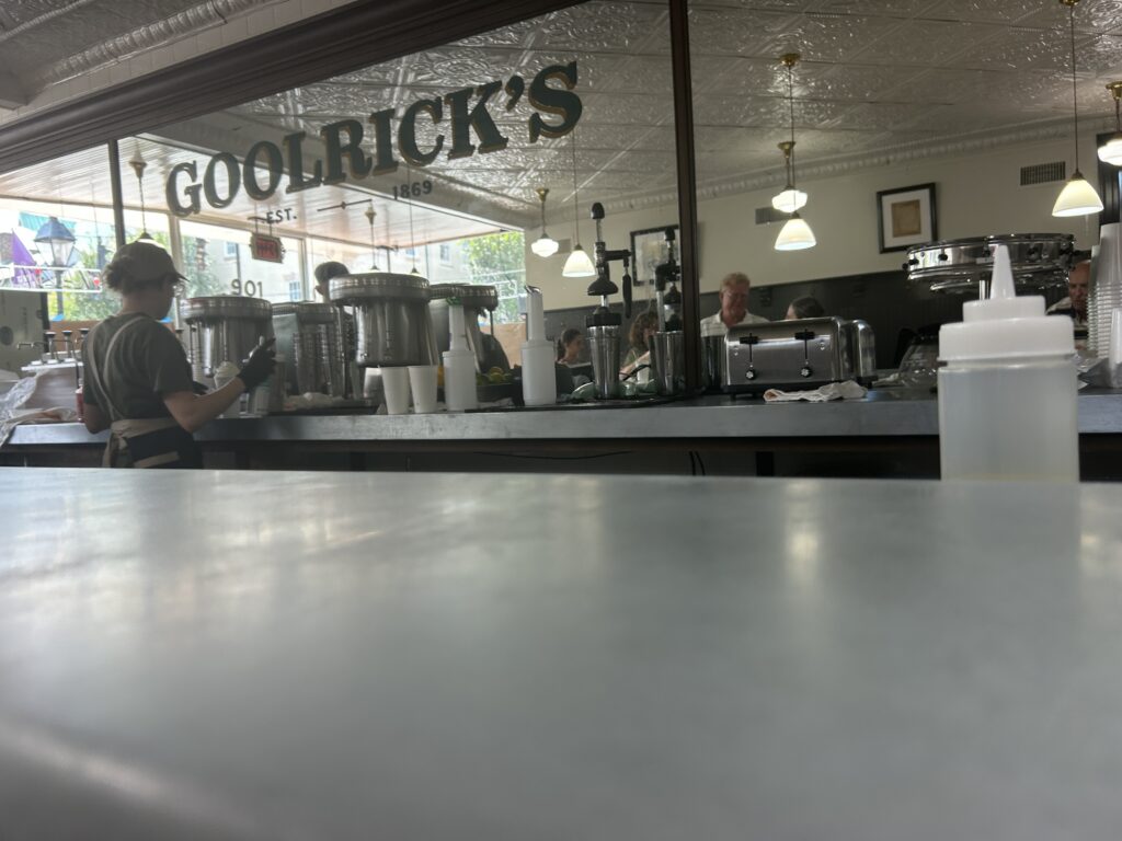 WATCH/PHOTOS: The wait is over at Goolrick's