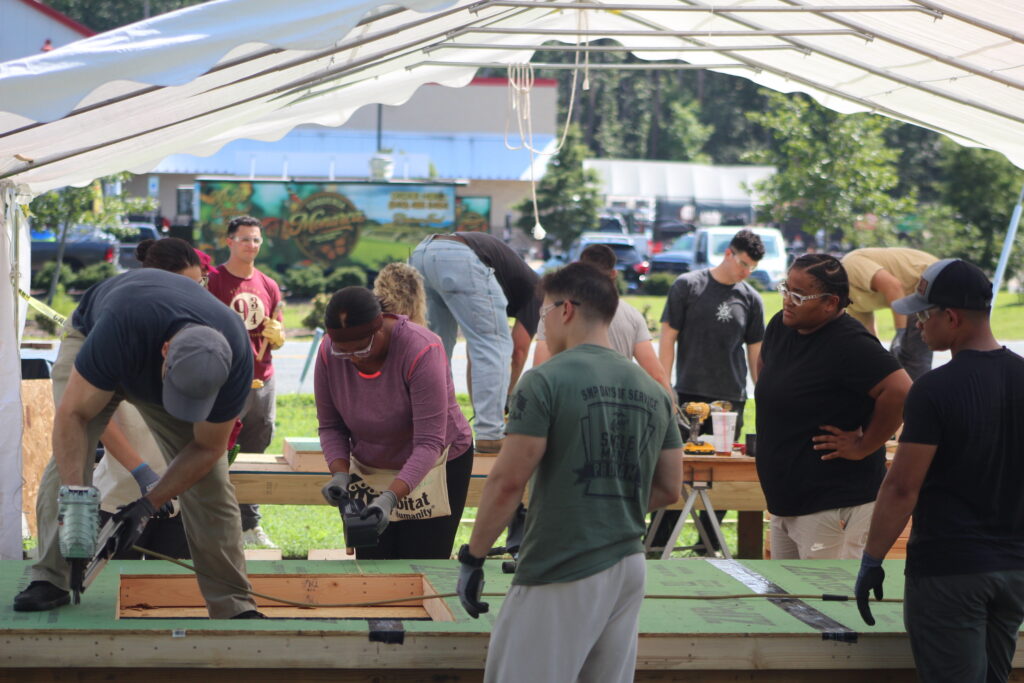 PHOTOS/WATCH: Dirt, sawdust and paint in Caroline