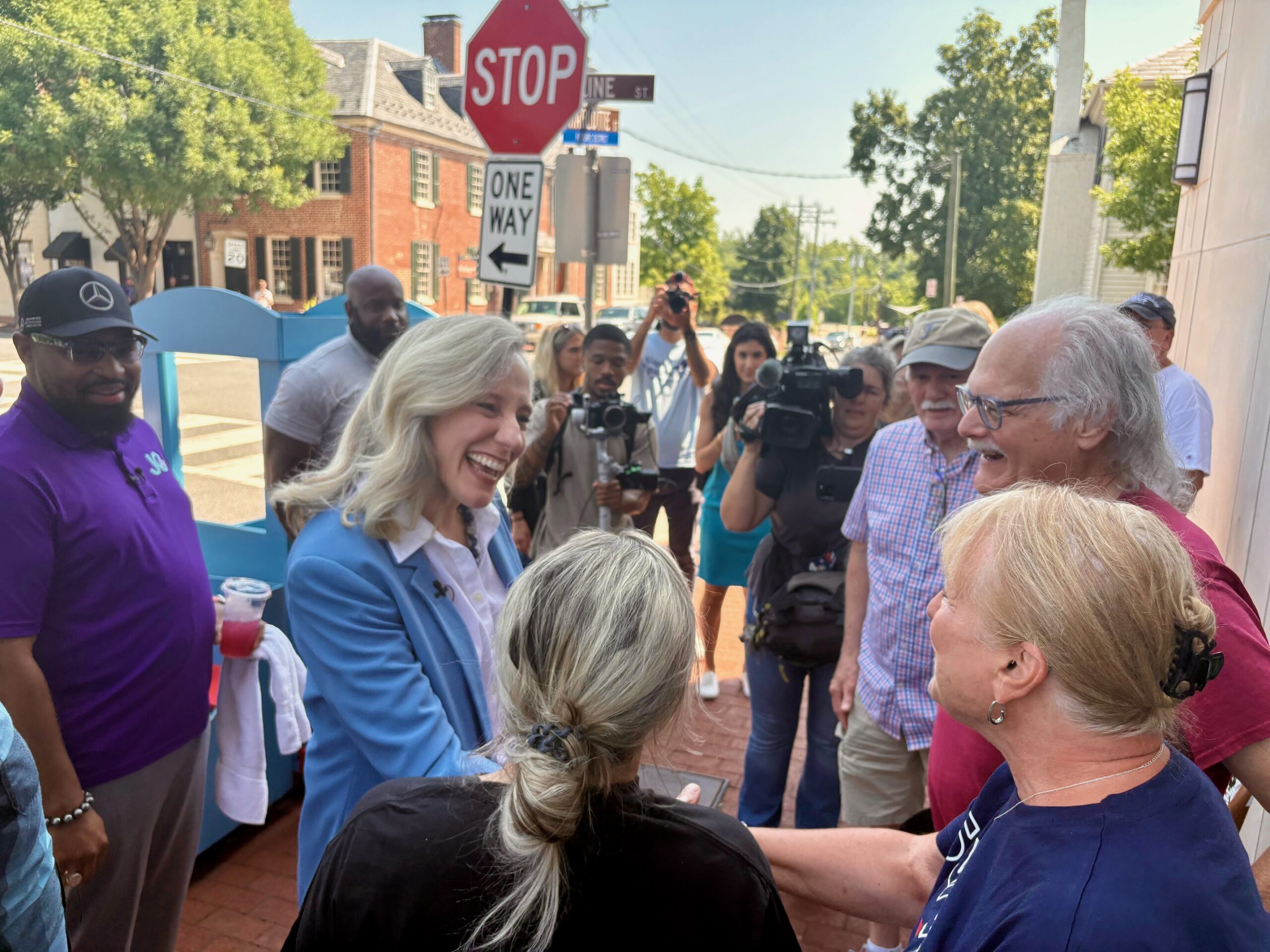 Spanberger presses Congress for AI guardrails as states forge ahead